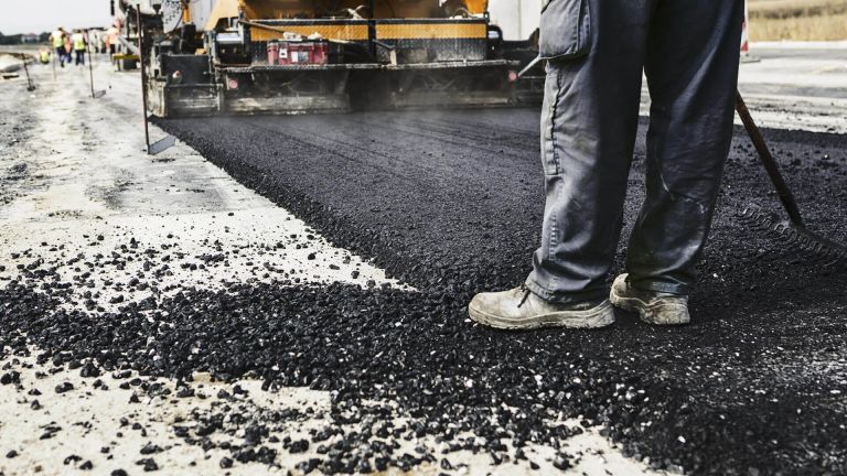 the-different-kinds-of-road-surfaces-and-construction-professional